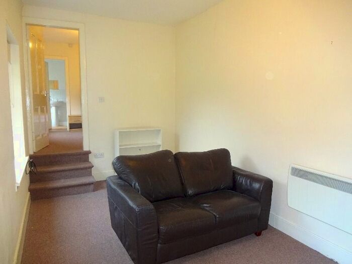 1 Bedroom Flat To Rent In Shaftesbury Place, West End, Dundee, DD2