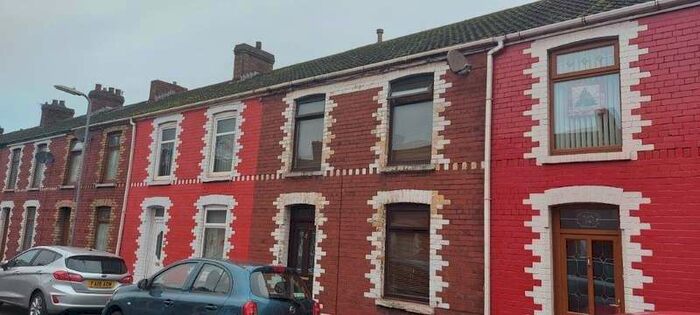 3 Bedroom Semi-Detached House To Rent In Ffrwd-wyllt Street, Port Talbot, SA13
