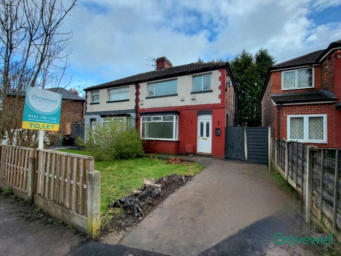 3 Bedroom Semi-Detached House To Rent In Balmoral Avenue, Whitefield, Manchester, M45