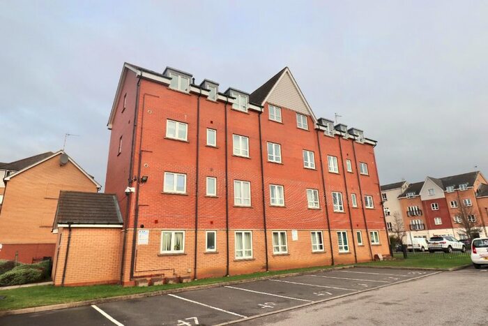 2 Bedroom Flat To Rent In River View, Southbridge, Northampton, NN4
