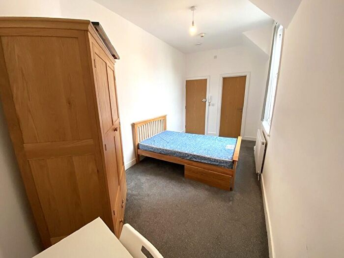 1 Bedroom Property To Rent In St. Pauls Road, Southsea, PO5