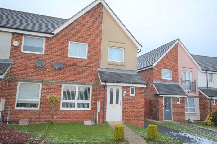 3 Bedroom End Of Terrace House To Rent In Hindmarsh Drive, Ashington, NE63