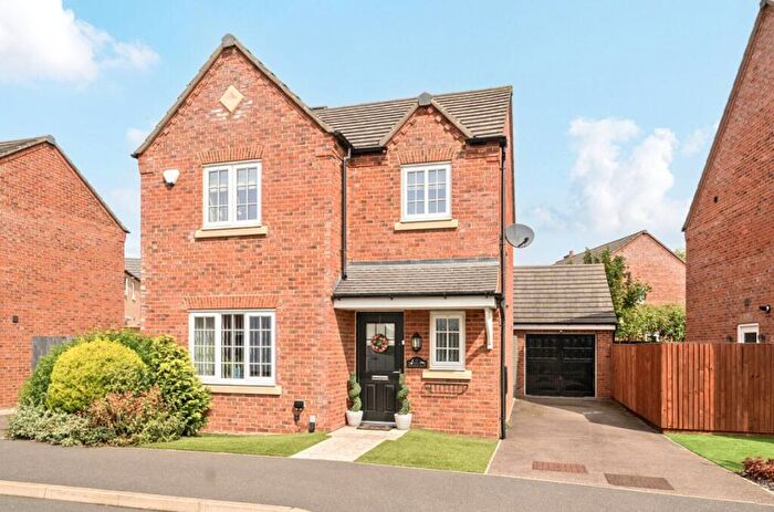 3 Bedroom Detached House For Sale In Angelica Grove, Bedford, MK45