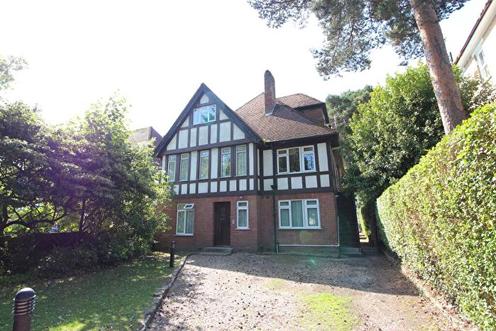 2 Bedroom Flat To Rent In Christchurch Road, Bournemouth, BH1