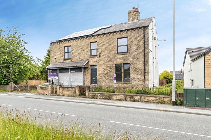 4 Bedroom House To Rent In Wakefield Road, Morley, Leeds, LS27