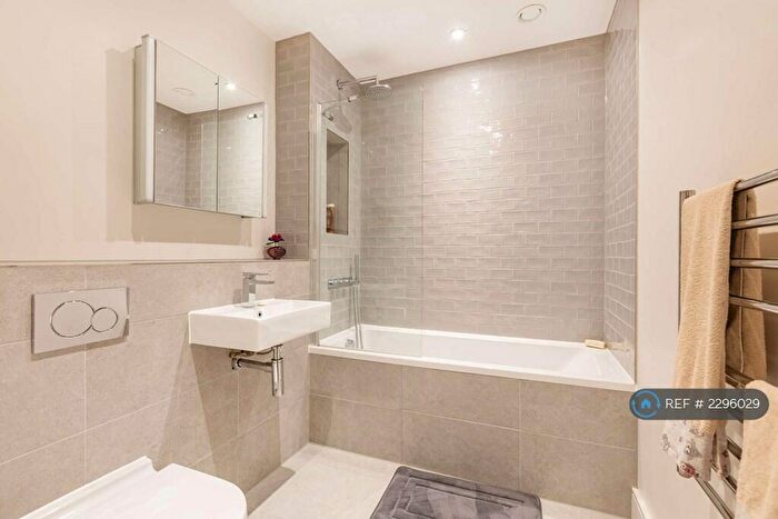 1 Bedroom Flat To Rent In Slough, Slough, SL1