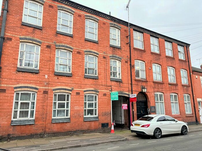 2 Bedroom Flat To Rent In Moores Road, Leicester, LE4