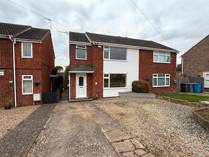 3 Bedroom Semi-Detached House To Rent In Conway Drive, Burton Latimer, Kettering, Northamptonshire, NN15