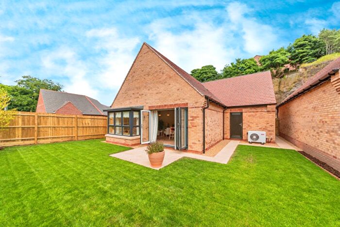 2 Bedroom Detached Bungalow For Sale In Valley Lane, Mansfield, NG18