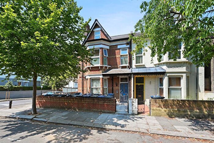 1 Bedroom Flat To Rent In Allison Road, London, W3