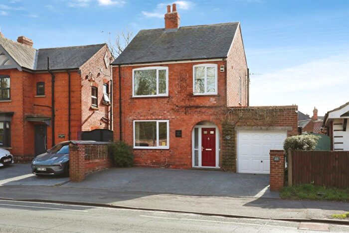 3 Bedroom Detached House For Sale In North Road, Retford, DN22