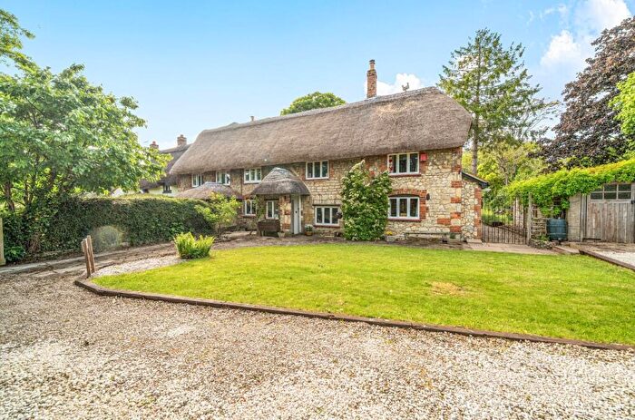 4 Bedroom Semi Detached House For Sale In Gibraltar, Buckinghamshire, HP17