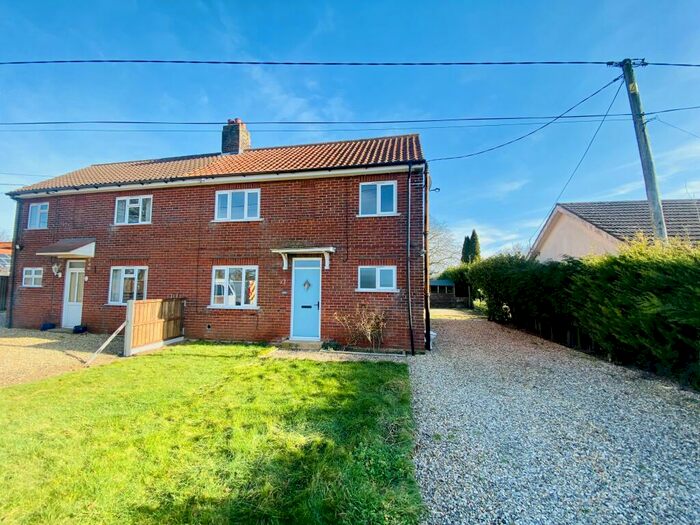 3 Bedroom House To Rent In Etling Green, NR20