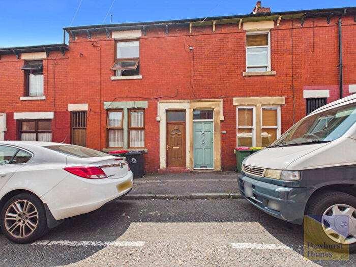 3 Bedroom Terraced House For Sale In Shelley Road, Ashton, PR2