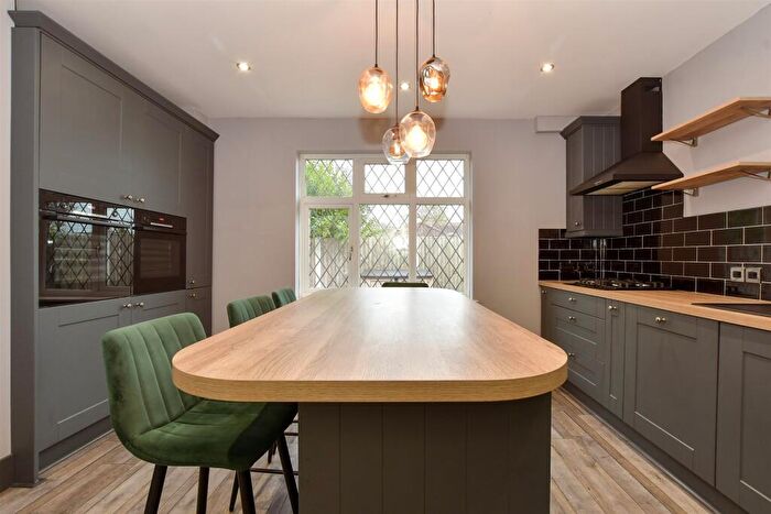 4 Bedroom Bungalow For Sale In Cherry Lane, Great Mongeham, Deal, Kent, CT14