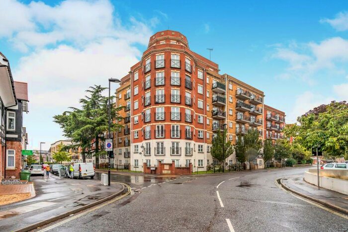 2 Bedroom Apartment To Rent In Parkview, Handel Road, Polygon, Southampton, SO15