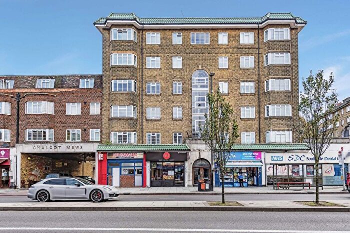 3 Bedroom Flat To Rent In Streatham High Road, London, SW16