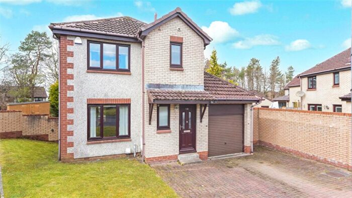 3 Bedroom Detached House For Sale In Glen Clova Drive, Cumbernauld, Glasgow, North Lanarkshire, G68