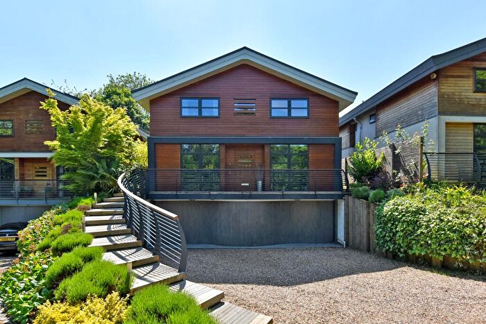 5 Bedroom Detached House For Sale In Hollow Way Lane, Amersham, Buckinghamshire, HP6