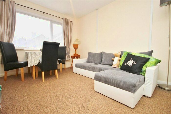 2 Bedroom Maisonette To Rent In Beech Grove, Addlestone, Surrey KT15