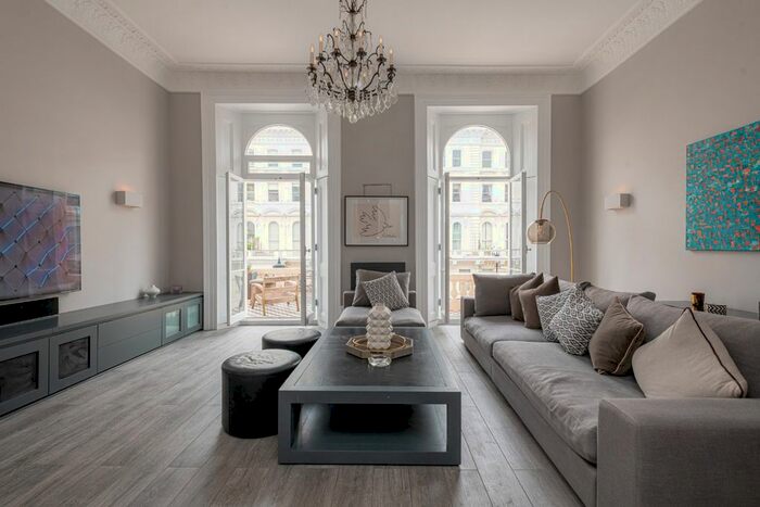 2 Bedroom Flat To Rent In Queen's Gate Terrace, London, SW7