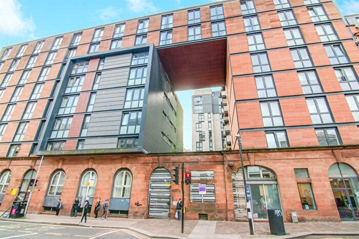 2 Bedroom Apartment To Rent In Oswald Street, Glasgow, G1