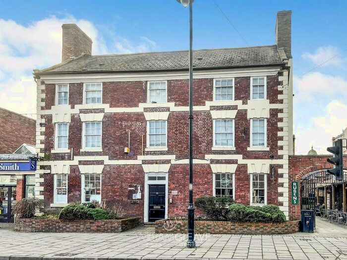 2 Bedroom Apartment To Rent In High Street, Mold, Flintshire, CH7