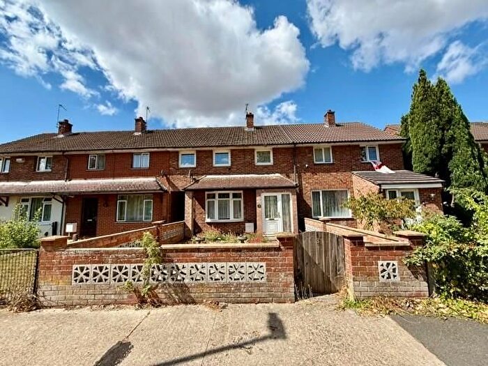 3 Bedroom Property To Rent In Shrewton Walk, Swindon, SN2
