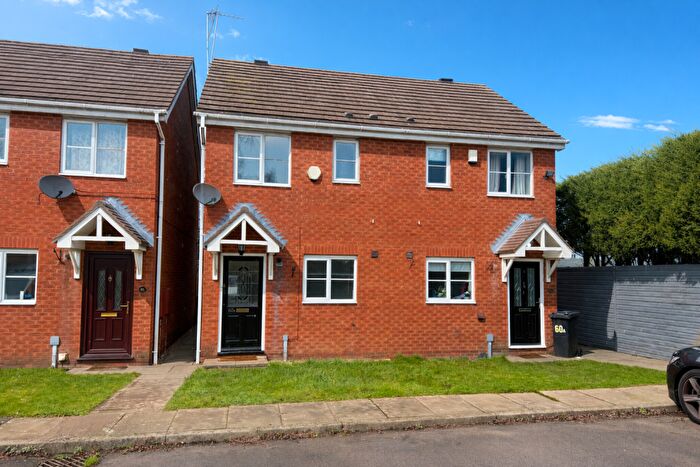 2 Bedroom Semi Detached House To Rent In Dudley Road, Dudley, DY3