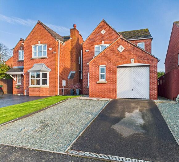 3 Bedroom Detached House For Sale In Queen Victoria Drive, Swadlincote, DE11