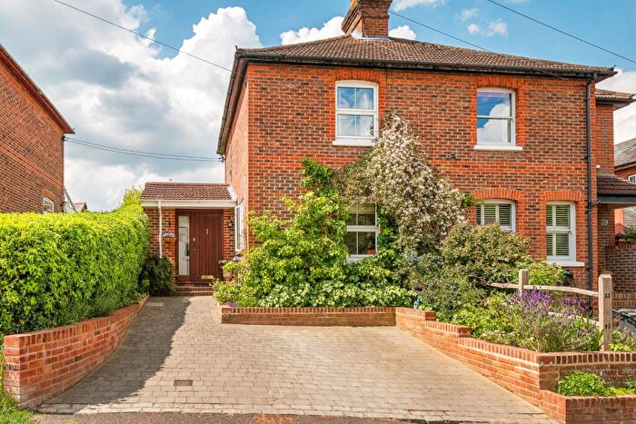 3 Bedroom Semi-Detached House For Sale In High Street, Rowledge, Farnham, Surrey, GU10