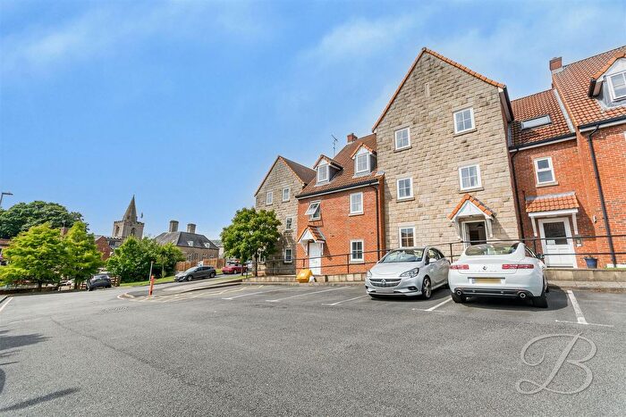 2 Bedroom Flat To Rent In Maun View, Mansfield, NG18