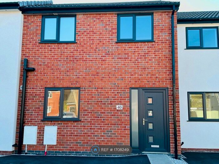 2 Bedroom Terraced House To Rent In Rookery Drive, Penwortham, Preston, PR1