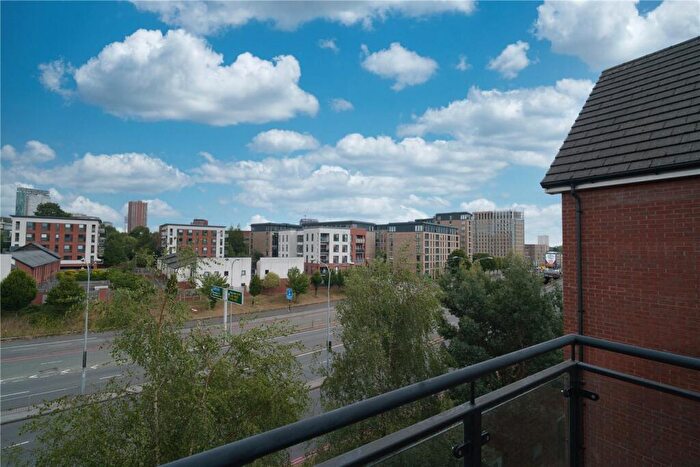 2 Bedroom Apartment To Rent In Springmeadow Road, Edgbaston, Birmingham, West Midlands, B15