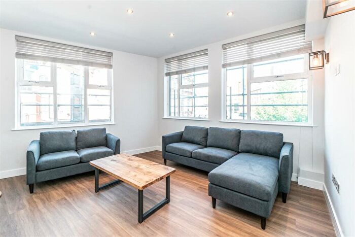 2 Bedroom Apartment To Rent In St James Terrace, Nottingham, NG1