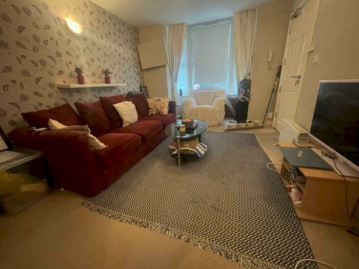 2 Bedroom Flat To Rent In Wycliffe House, Woodborough Road, NG3