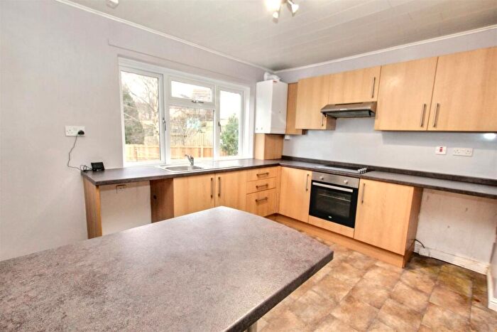 1 Bedroom Flat For Sale In Melvinhall Road, Lanark, ML11