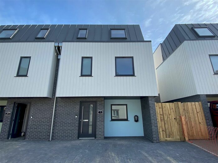 4 Bedroom Semi-Detached House For Sale In Station Mews, Priory Yard, Launceston, Cornwall, PL15