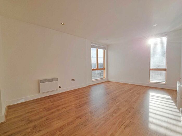 1 Bedroom Apartment To Rent In College Street, Ipswich, IP4