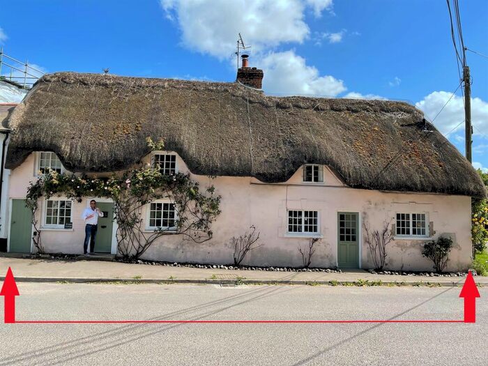 3 Bedroom Character Property For Sale In The Pound, Haxton, Salisbury, SP4
