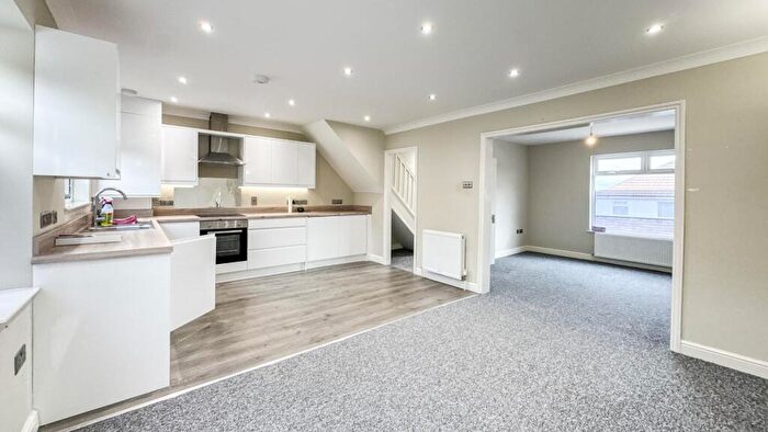 3 Bedroom Semi-Detached House To Rent In Eastlyn Road, Bedminster Down, BS13