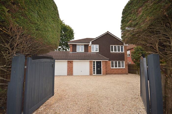 4 Bedroom Detached House To Rent In Stopples Lane, Hordle, Lymington, Hampshire, SO41
