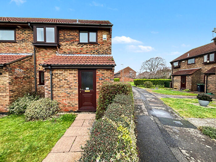 3 Bedroom End Of Terrace House For Sale In Stanpit, Christchurch, BH23
