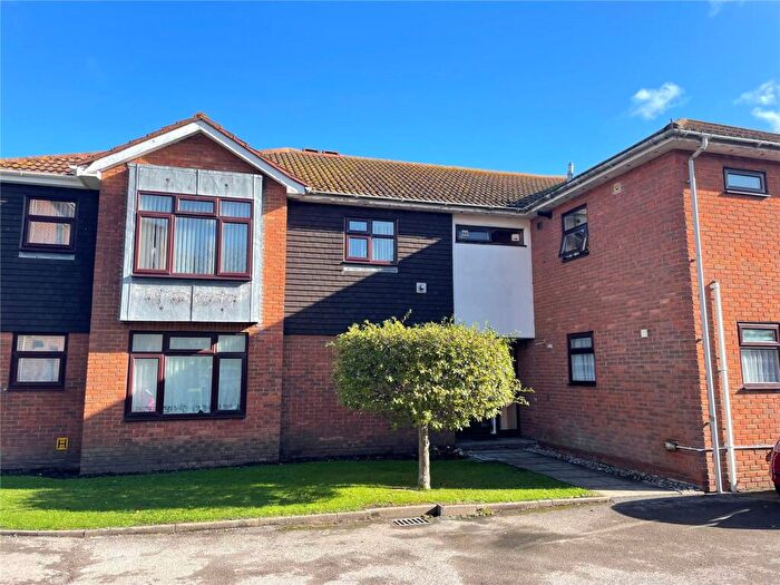 1 Bedroom Flat For Sale In Linden Road, Bognor Regis, PO21