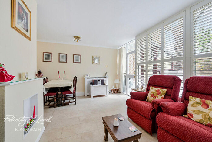 2 Bedroom Apartment For Sale In Combe Mews, London, SE3