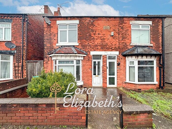 3 Bedroom Semi-Detached House For Sale In Chesterfield Road North, Mansfield, Nottinghamshire, NG19