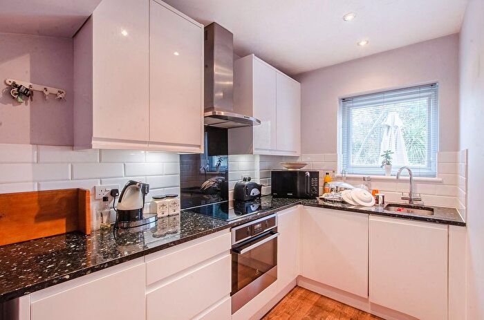 3 Bedroom Property To Rent In Ridley Road, Bromley, BR2