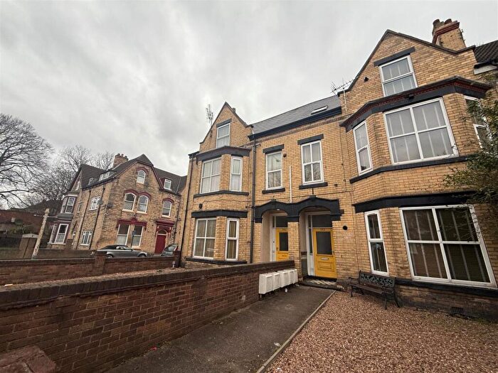 6 Bedroom Block Of Apartments For Sale In Beverley Road, Hull, HU5