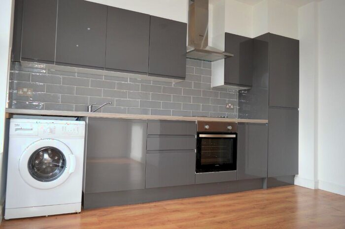 1 Bedroom Flat To Rent In Sefton Park Road, Liverpool, Merseyside, L8