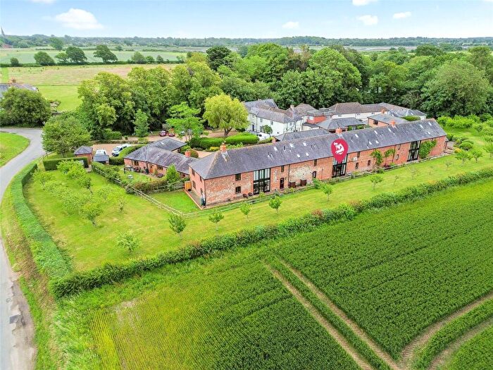 2 Bedroom Apartment For Sale In Old Park Lane, Chichester, West Sussex, PO18